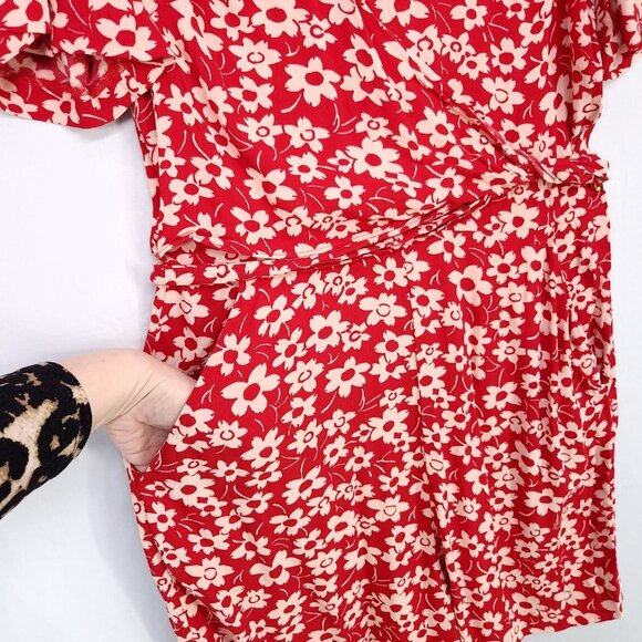 Madewell Romper Womens 4 Red Floral Shorts Wrap Front Top Zip Back Pockets - Picture 5 of 15